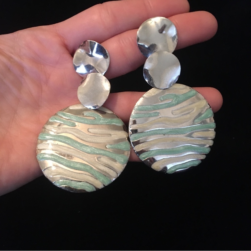 Vintage Silver Tone Teal and White Painted Circle Earrings